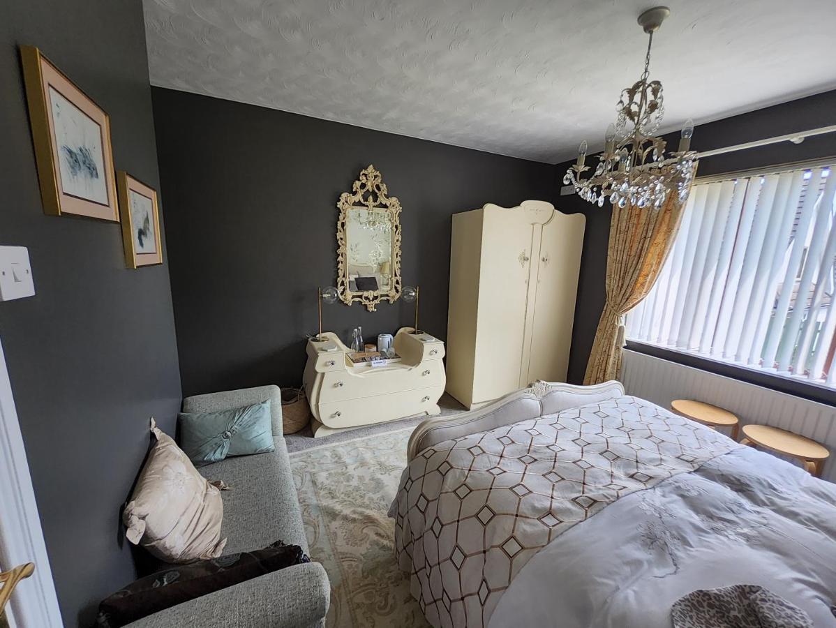 Divine Cottage باليكاسل المظهر الخارجي الصورة